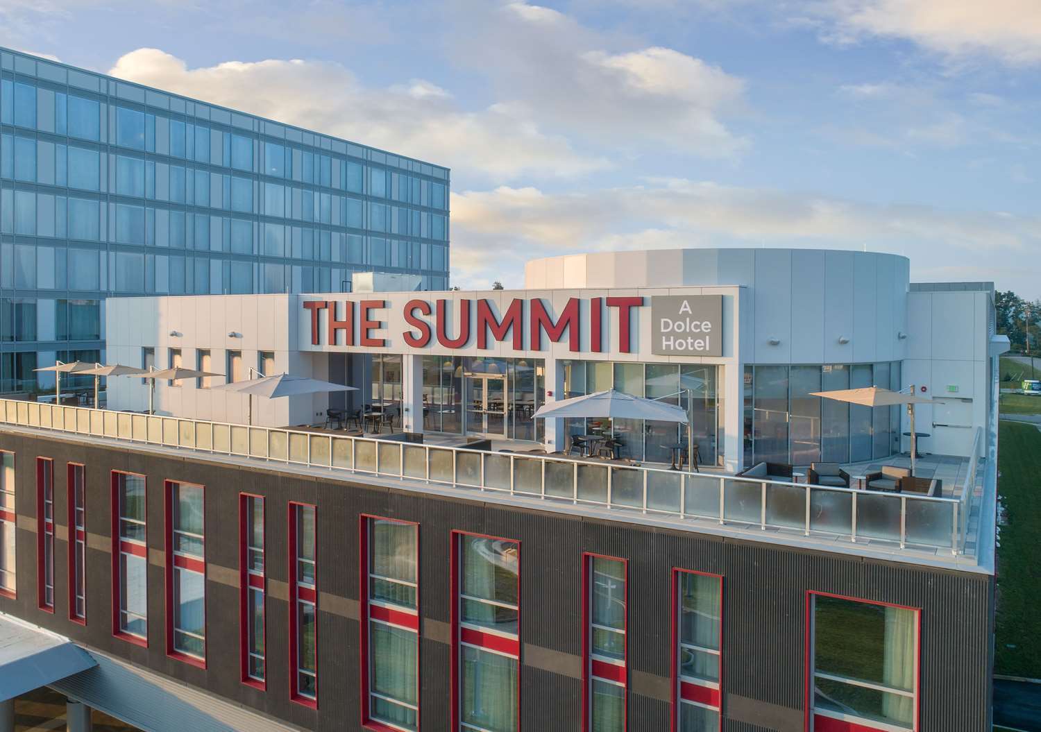 The Summit Hotel Cincinnati Exterior foto